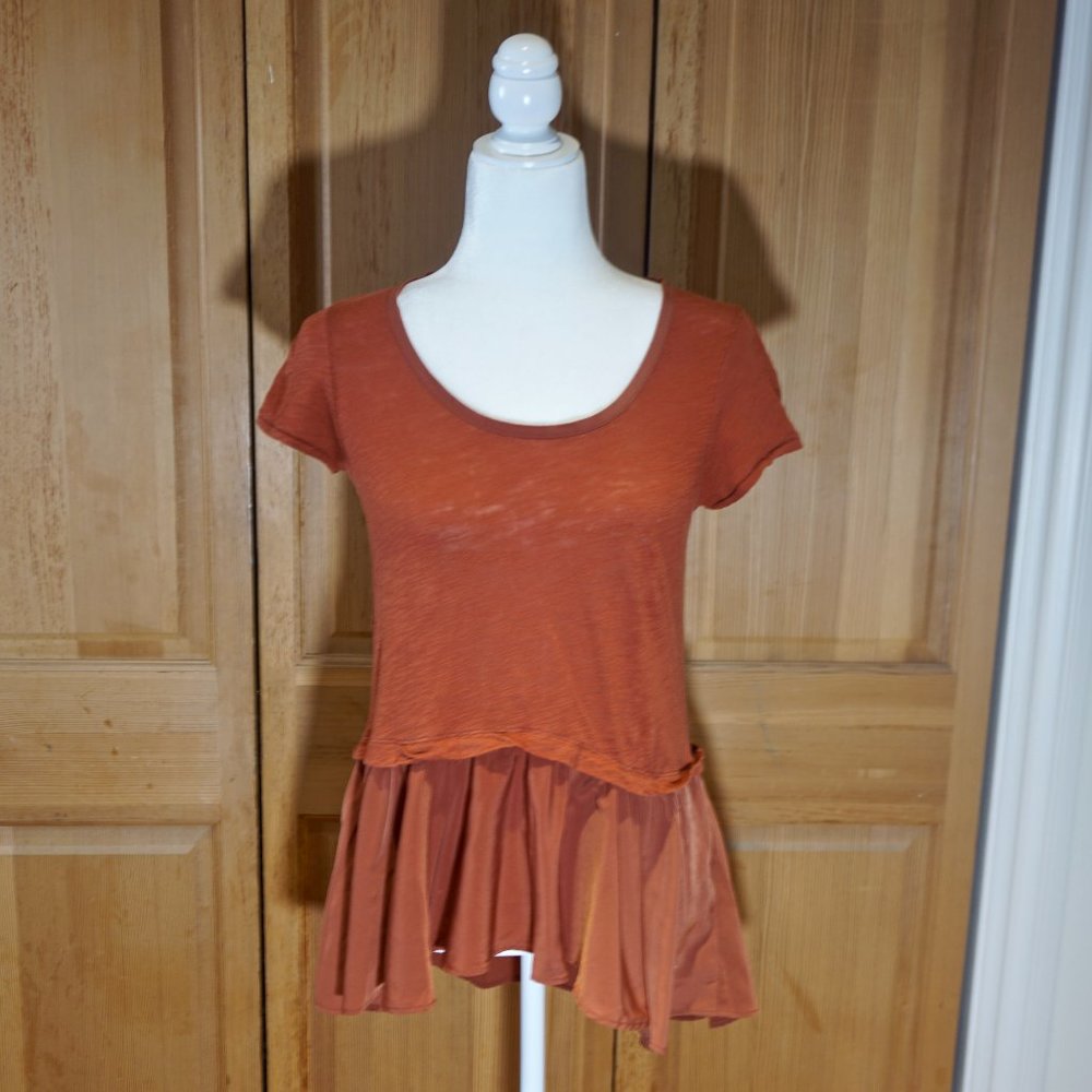💚 ANTHROPOLOGIE | 9-HI5 STCL Rust Short Sleeve Peplum Tier Top (XS) - Picture 3 of 10